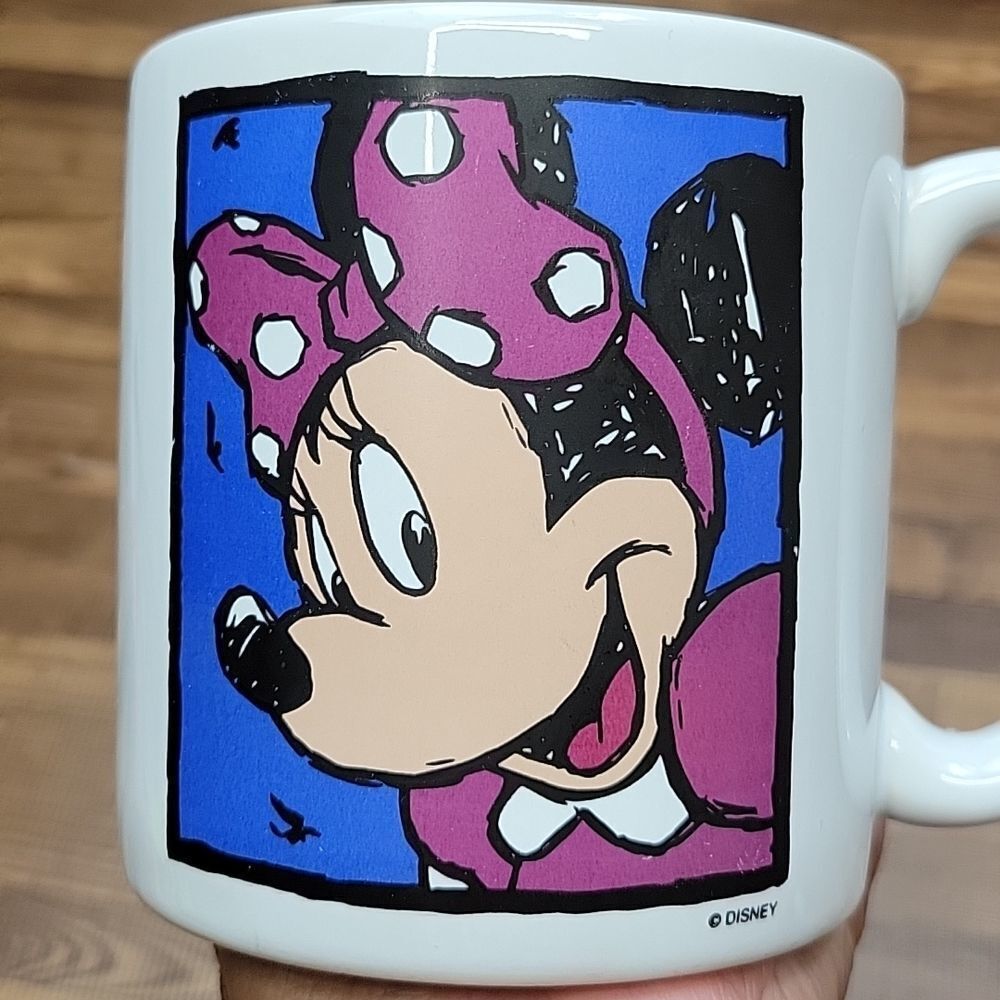Disney Minnie Mouse Mug - Picture 4 of 9